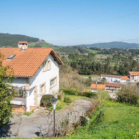 Villa Casa Con Jardin En Gama Bárcena de Cicero Exterior foto